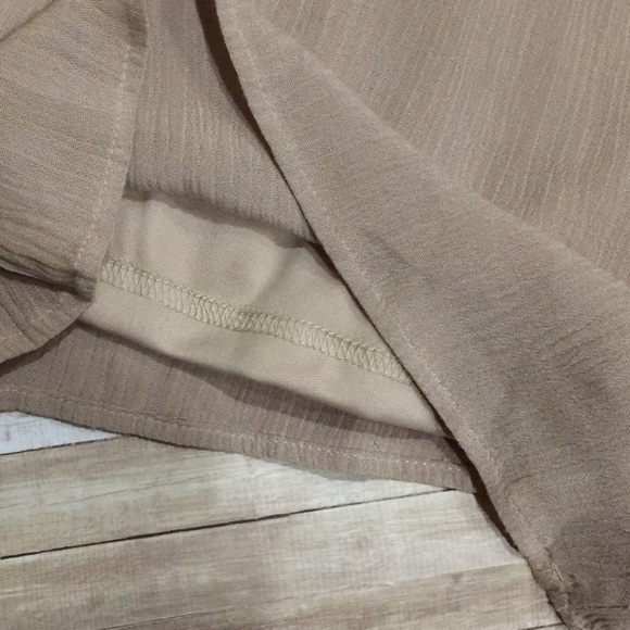 Fashion on Earth Lace Up Romper Taupe NWT Sz L - Picture 5 of 6